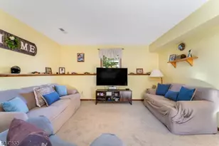 36 MacKenzie Rd, Hampton Boro, NJ 08827 - Photo 24