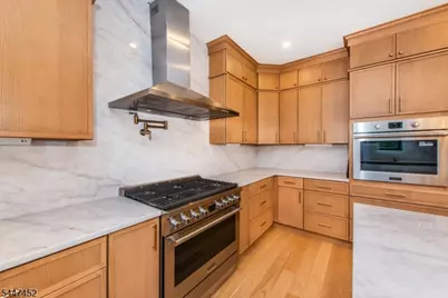 38 Lehigh Ave, Clifton, NJ 07012 - Photo 8