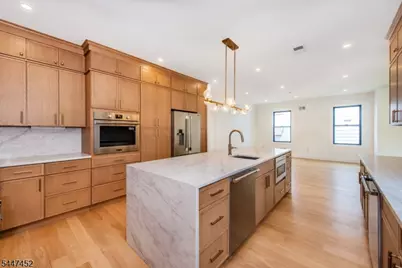 38 Lehigh Ave, Clifton, NJ 07012 - Photo 6