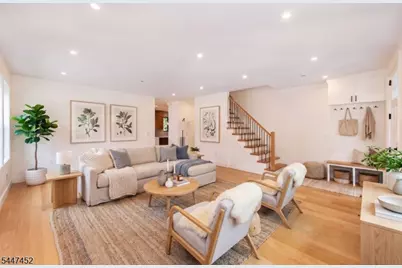 38 Lehigh Ave, Clifton, NJ 07012 - Photo 4