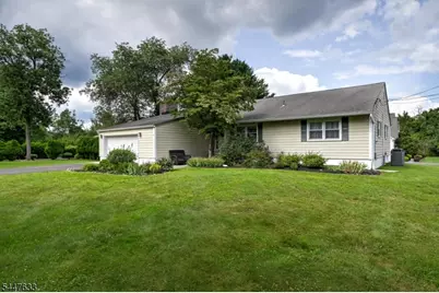 29 1st St, Franklin Township, NJ 08873 - Photo 2