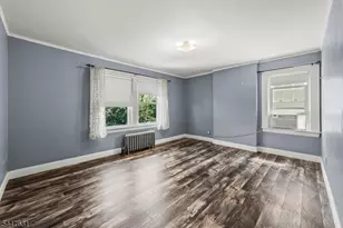 22 Meeker Pl, Millburn, NJ 07041 - Photo 6