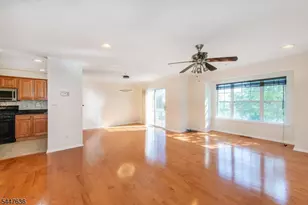 146 Summit Ridge, Pompton Lakes, NJ 07442 - Photo 8