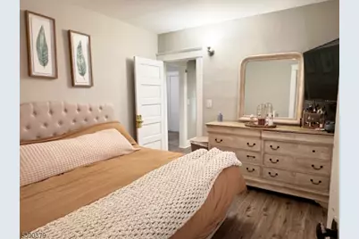 25 Somerset St, Somerville, NJ 08876 - Photo 10