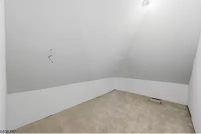 219 Magie Ave, Roselle Park, NJ 07204 - Photo 22