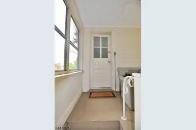 331 Center St #2, Westfield, NJ 07090 - Photo 2
