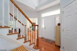 2 Pickering Cir, Montgomery Township, NJ 08540 - Photo 4