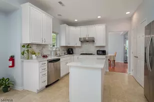 2 Pickering Cir, Montgomery Township, NJ 08540 - Photo 14