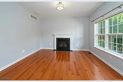 2 Pickering Cir, Montgomery Township, NJ 08540 - Photo 20