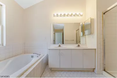 903 Springhouse Dr, Readington, NJ 08889 - Photo 22