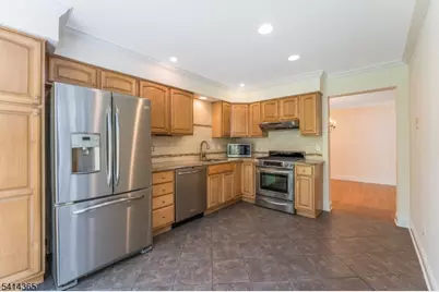 903 Springhouse Dr, Readington, NJ 08889 - Photo 8