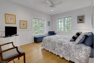9 Beacon Hill Dr, Chester, NJ 07930 - Photo 18