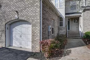 403 Taggert Dr, Montgomery Township, NJ 08502 - Photo 4