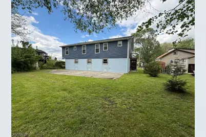 161 Harvard Rd, Pennsville Township, NJ 08070 - Photo 4