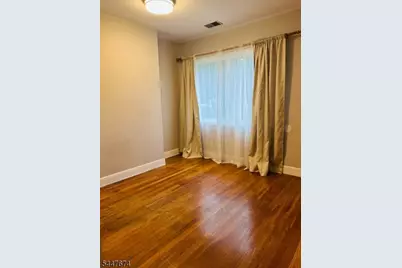 75 S Ashby Ave, Livingston, NJ 07039 - Photo 8