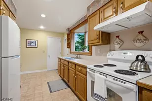 3 King Rd, Roxbury Township, NJ 07850 - Photo 12
