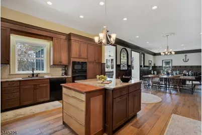 54 Halsey Is, Jefferson Township, NJ 07849 - Photo 32