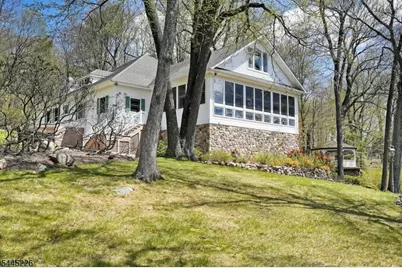 54 Halsey Is, Jefferson Township, NJ 07849 - Photo 16