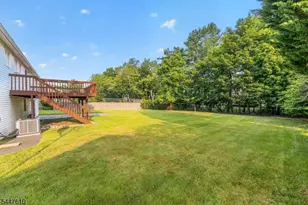 29 Tiffany Dr, Livingston, NJ 07039 - Photo 28