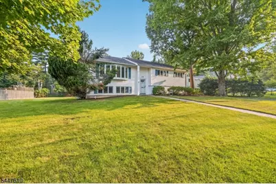 29 Tiffany Dr, Livingston, NJ 07039 - Photo 2