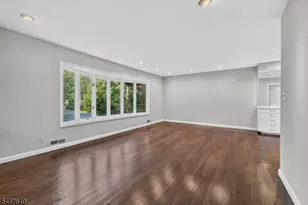 29 Tiffany Dr, Livingston, NJ 07039 - Photo 4