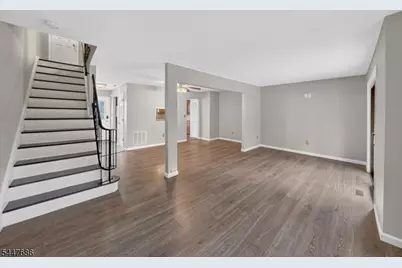 301 Windsor Ct, Hillsborough Township, NJ 08844 - Photo 12