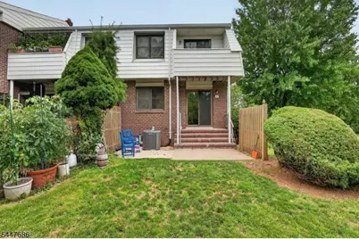 301 Windsor Ct, Hillsborough Township, NJ 08844 - Photo 24