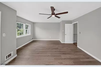 301 Windsor Ct, Hillsborough Township, NJ 08844 - Photo 18