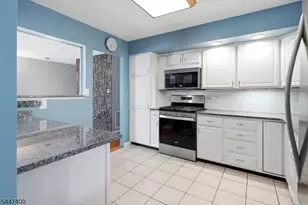 38 Brunswick Dr, Howell Township, NJ 07731 - Photo 10