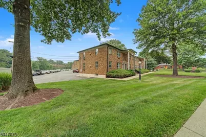 19 Savage Rd A #7, Denville Twp., NJ 07834 - Photo 2