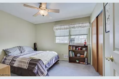 19 Annette Dr, Edison, NJ 08820 - Photo 32