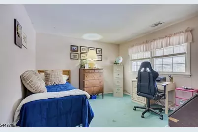 19 Annette Dr, Edison, NJ 08820 - Photo 34
