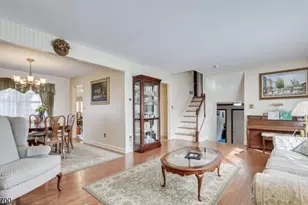 19 Annette Dr, Edison, NJ 08820 - Photo 12