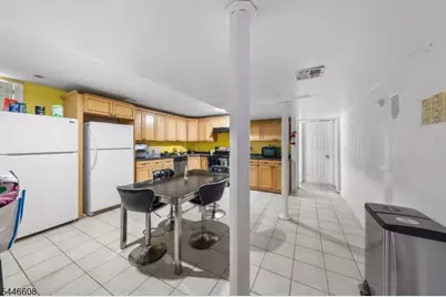 317 E Henry St, Linden, NJ 07036 - Photo 18