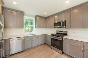 77 River Rd, Montville Township, NJ 07045 - Photo 2