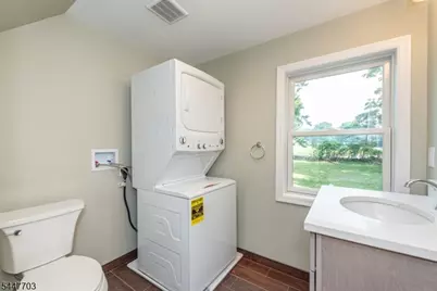 77 River Rd, Montville Township, NJ 07045 - Photo 10