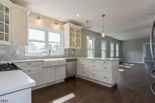 92 3rd Ave, Garwood, NJ 07027 - Photo 4