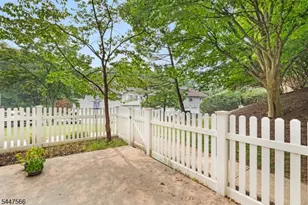 47 Encampment Dr, Bedminster Township, NJ 07921 - Photo 2
