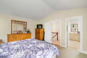 47 Encampment Dr, Bedminster Township, NJ 07921 - Photo 10