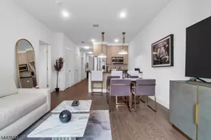 386 5th St, Jersey City, NJ 07302 - Photo 4