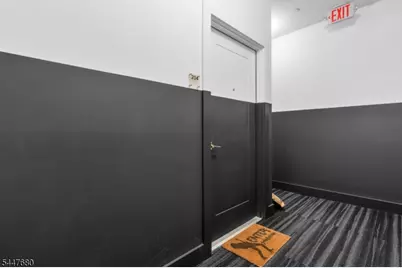 386 5th St #204, Jersey City, NJ 07302 - Photo 30