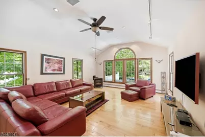 111 Kitchell Lake Dr, West Milford, NJ 07480 - Photo 10