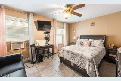 526 Jackson Ave #1, Elizabeth, NJ 07201 - Photo 10