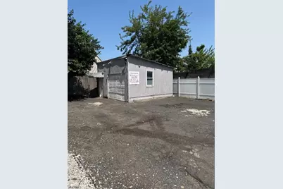 526 Jackson Ave, Elizabeth, NJ 07201 - Photo 8