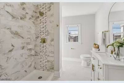 526 Jackson Ave #2, Elizabeth, NJ 07201 - Photo 6