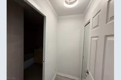 285 Aycrigg Ave #4C, Passaic, NJ 07055 - Photo 8