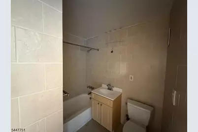 285 Aycrigg Ave #4C, Passaic, NJ 07055 - Photo 10