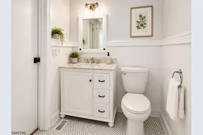 203 N Fullerton Ave #1, Montclair, NJ 07042 - Photo 14
