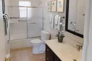 117 Treetop Ct, Bloomingdale, NJ 07403 - Photo 2