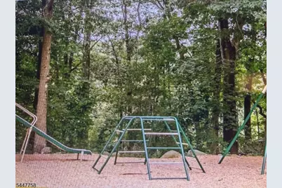 117 Treetop Ct #61, Bloomingdale, NJ 07403 - Photo 10